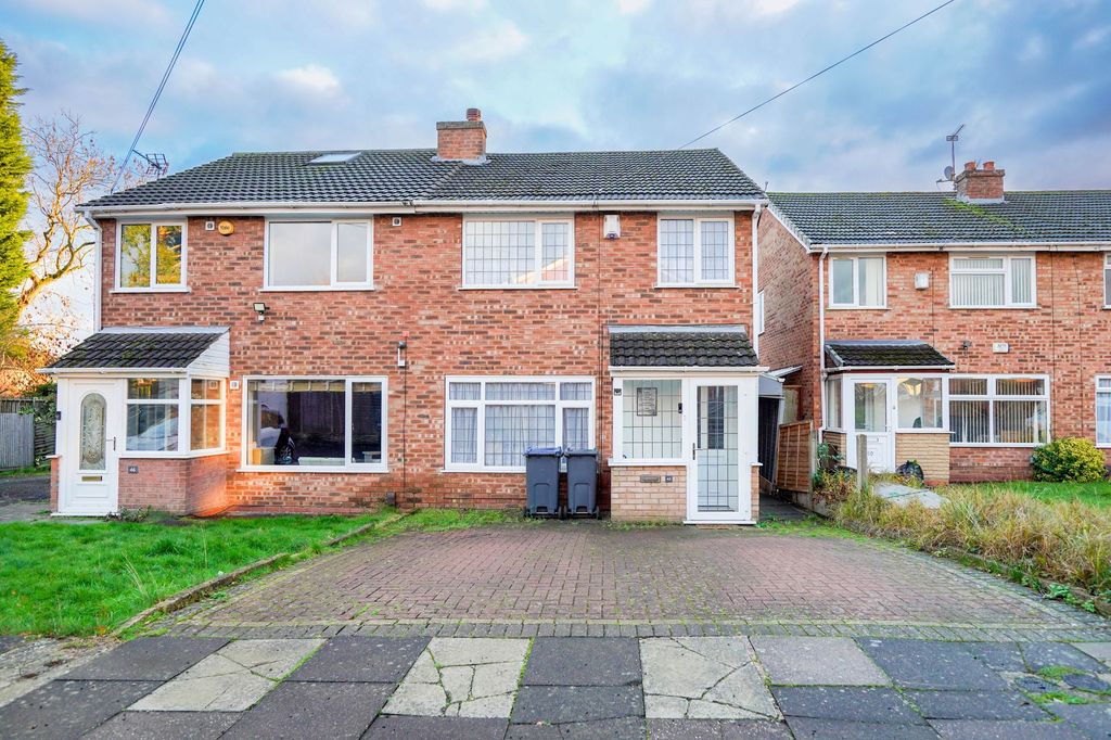 Property photo 1 of 18