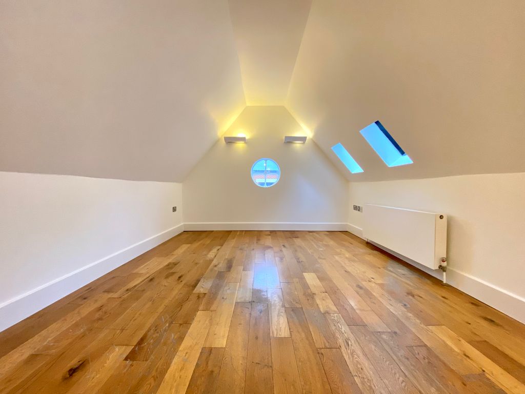 Property photo 3 of 6 Living Room