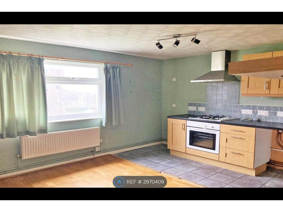 Property photo 3 of 5