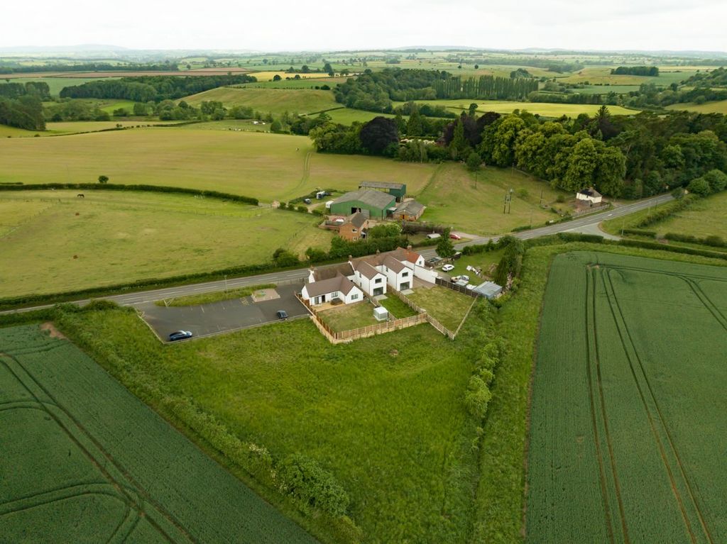 Property photo 3 of 22