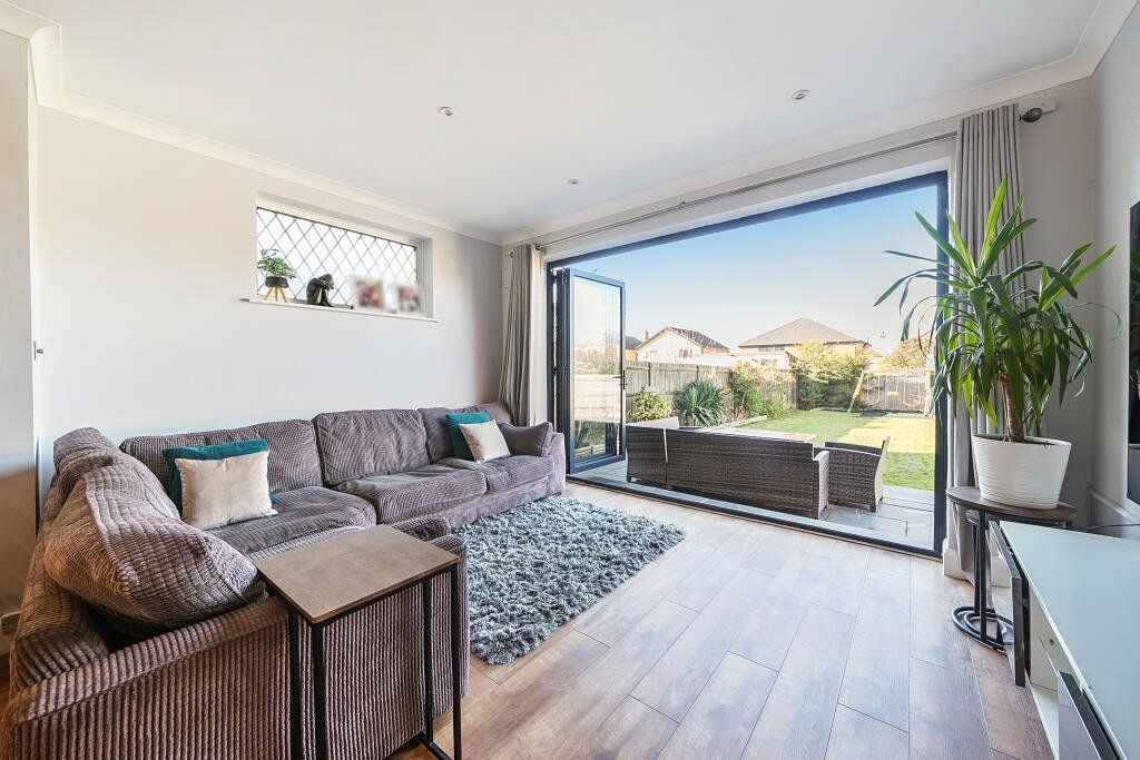 Property photo 2 of 20 Picture No. 24