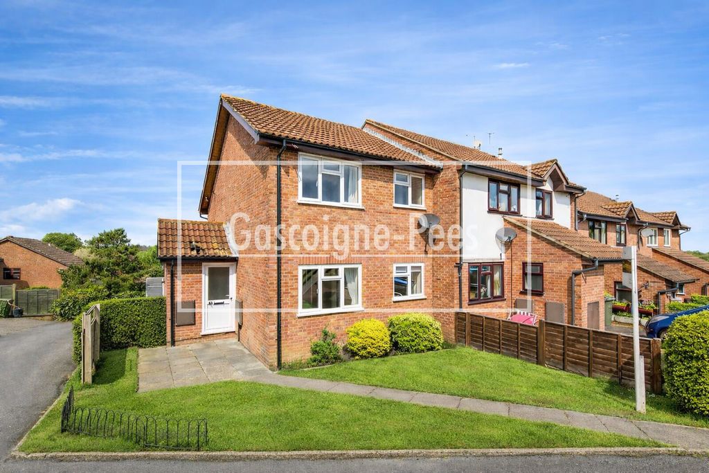 Property photo 1 of 7