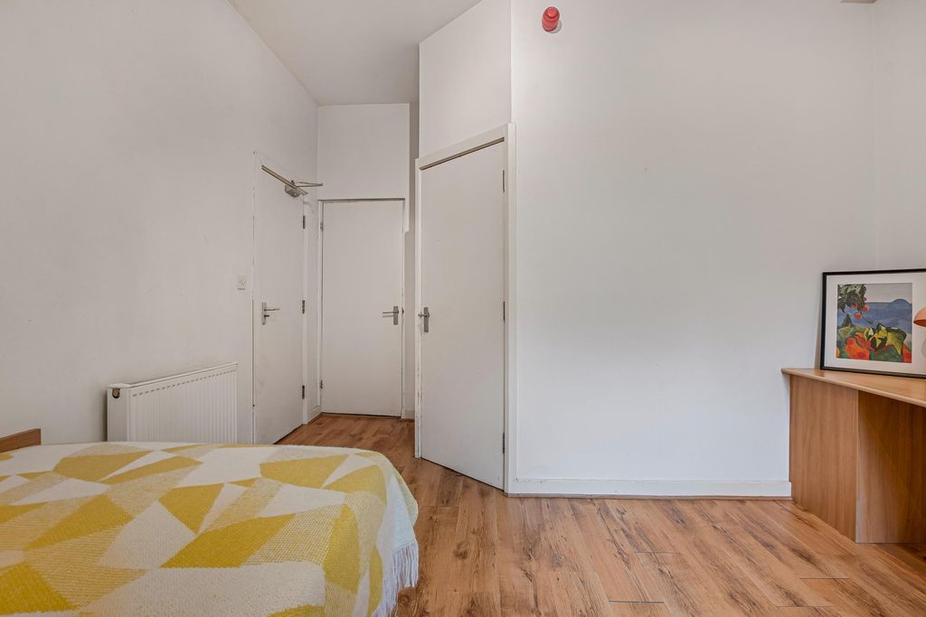 Property photo 2 of 7 Property Photo