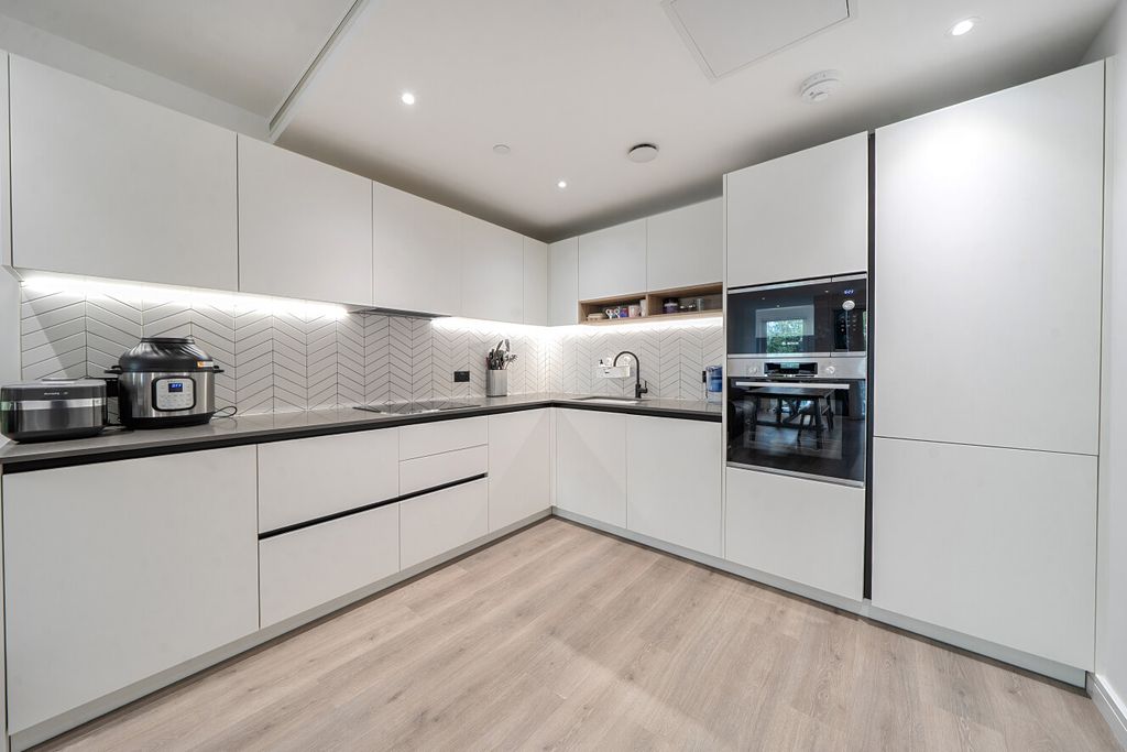 Property photo 3 of 17 1484244 (16).Jpg