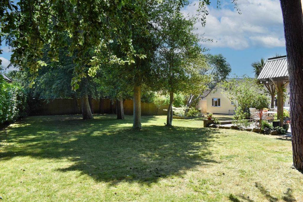 Property photo 3 of 14