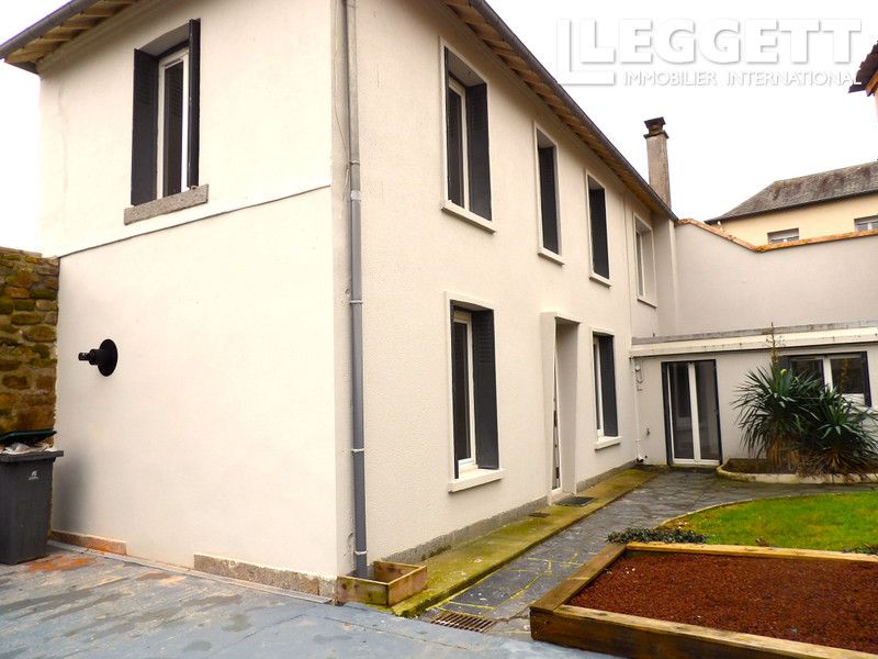 Property photo 2 of 10