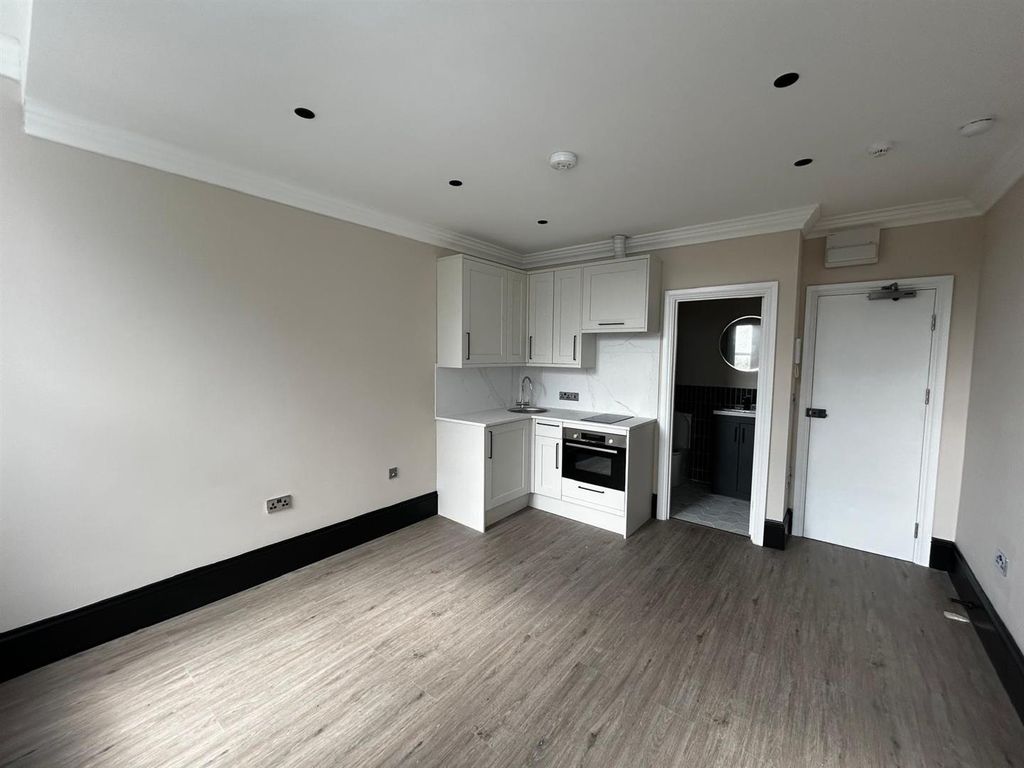 Property photo 1 of 4 Studio.Jpg