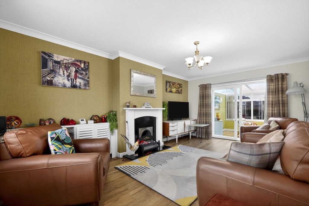 Property photo 3 of 18 Pnmb0074.Jpg