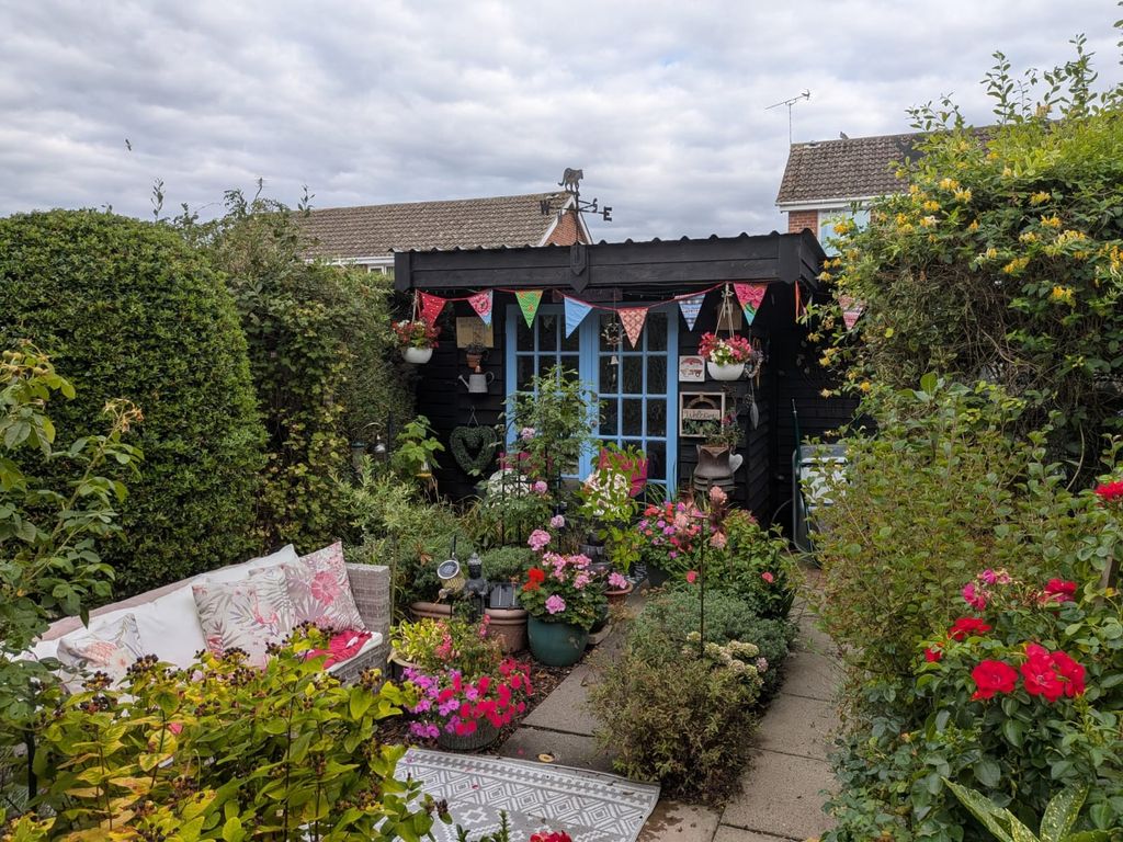 Property photo 2 of 18