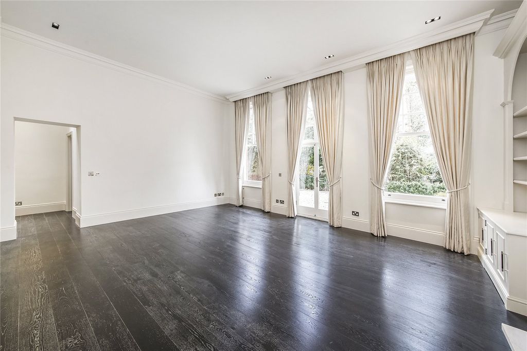 Property photo 3 of 11 Reception Room