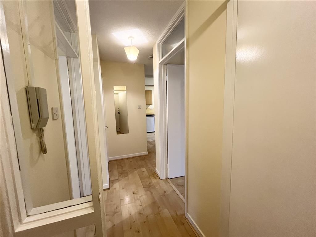 Property photo 2 of 10 Balcony