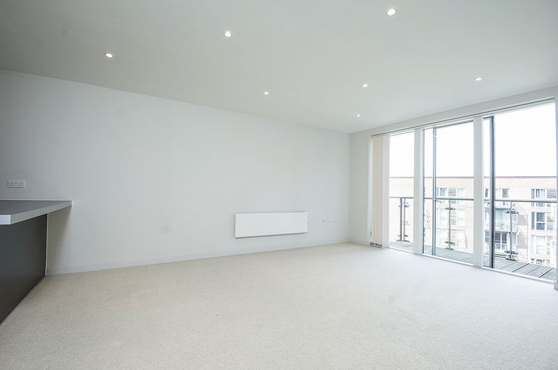 Property photo 3 of 11 Photo 11
