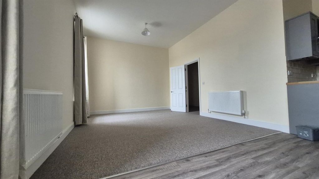 Property photo 2 of 14 Living Room 1.Jpeg