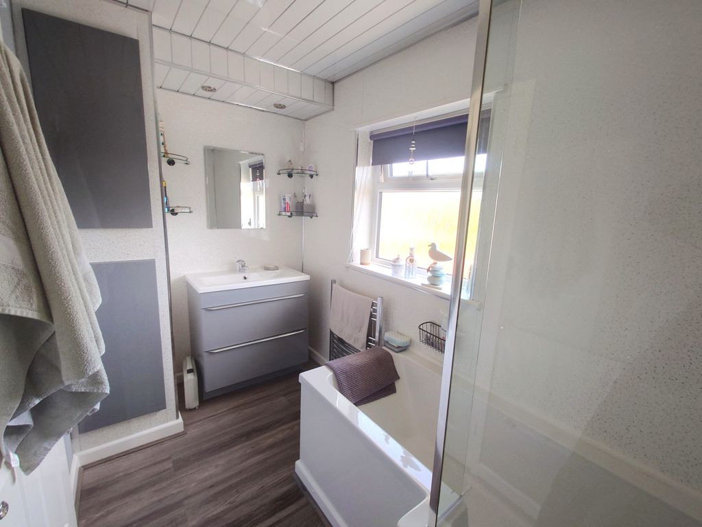 Property photo 3 of 30