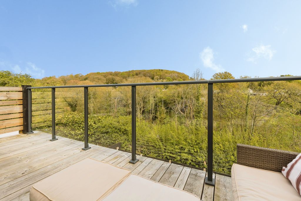 Property photo 3 of 15 Balcony