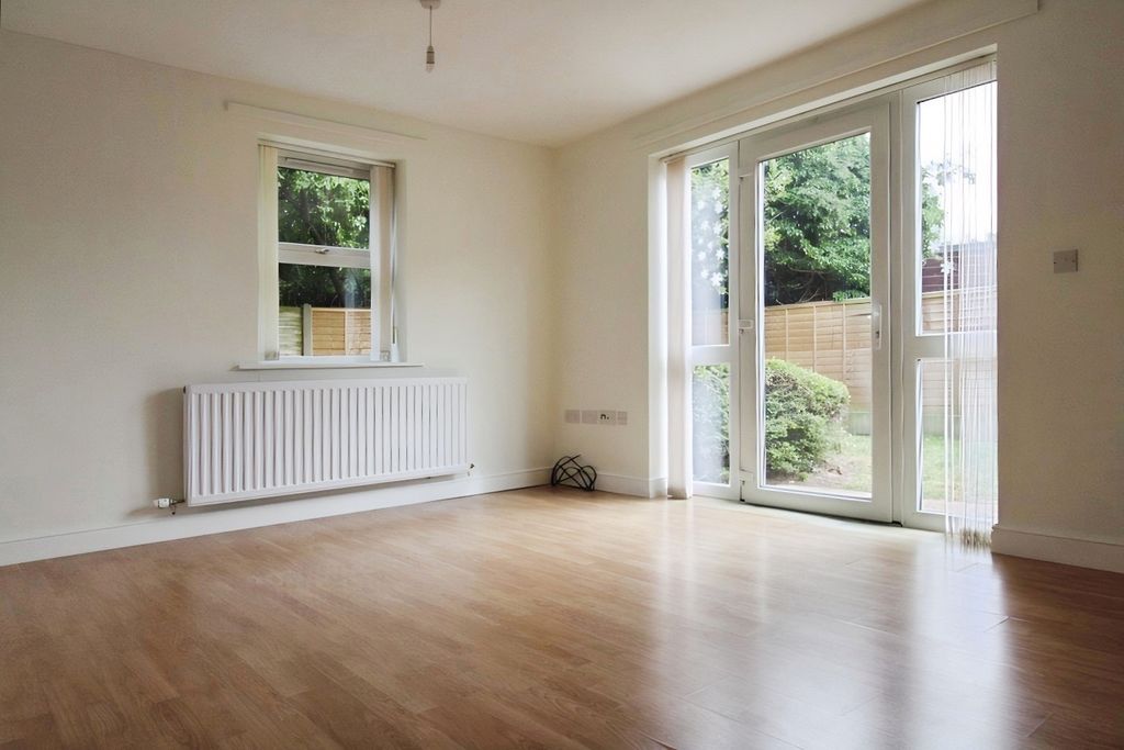 Property photo 2 of 6 Pbox-Img.Jpg