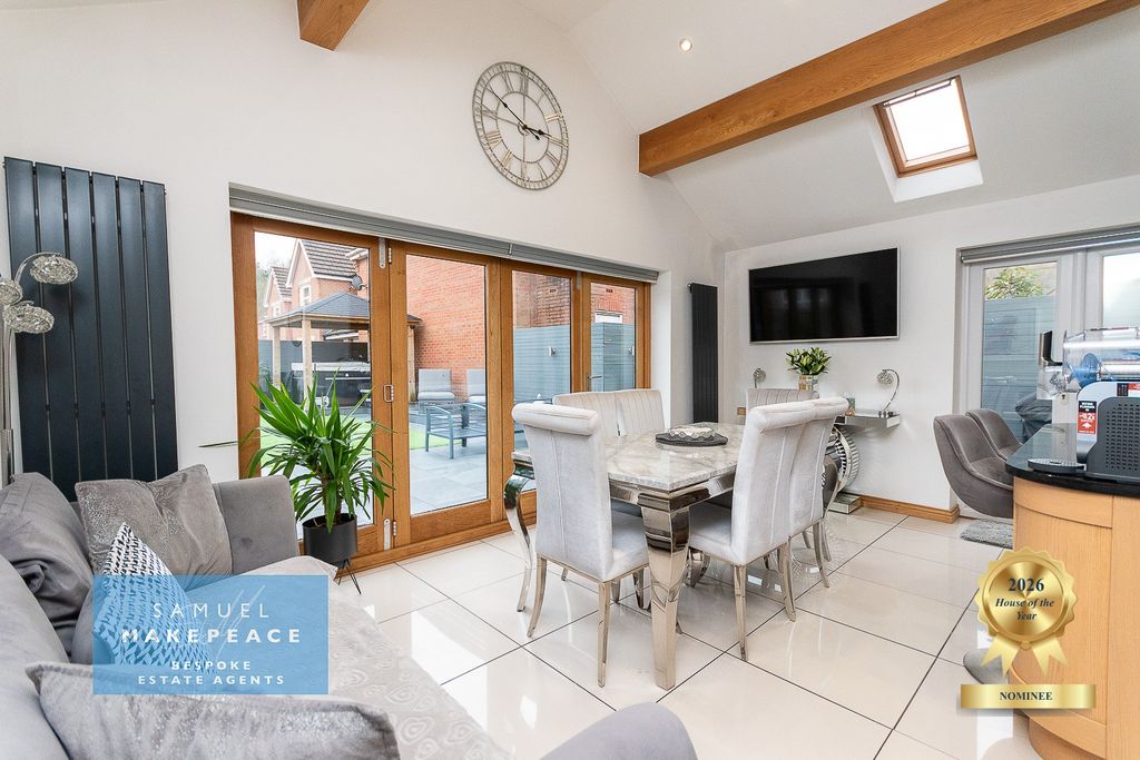 Property photo 2 of 30 Gallery