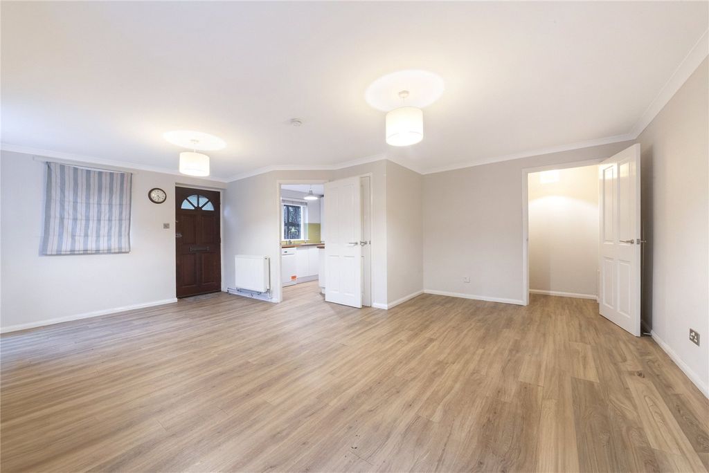 Property photo 2 of 14 Picture No. 07