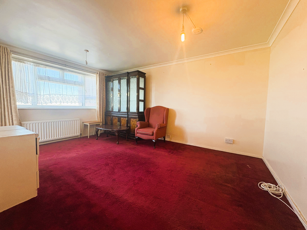 Property photo 3 of 8