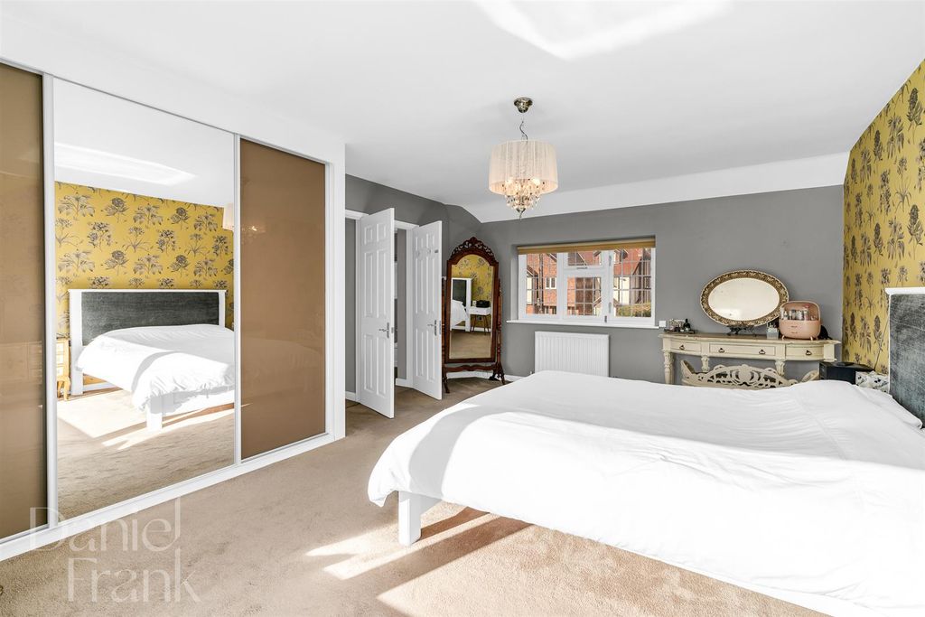 Additional image 25 of 5 bed detached house for saleTycehurst Hill, Loughton IG10