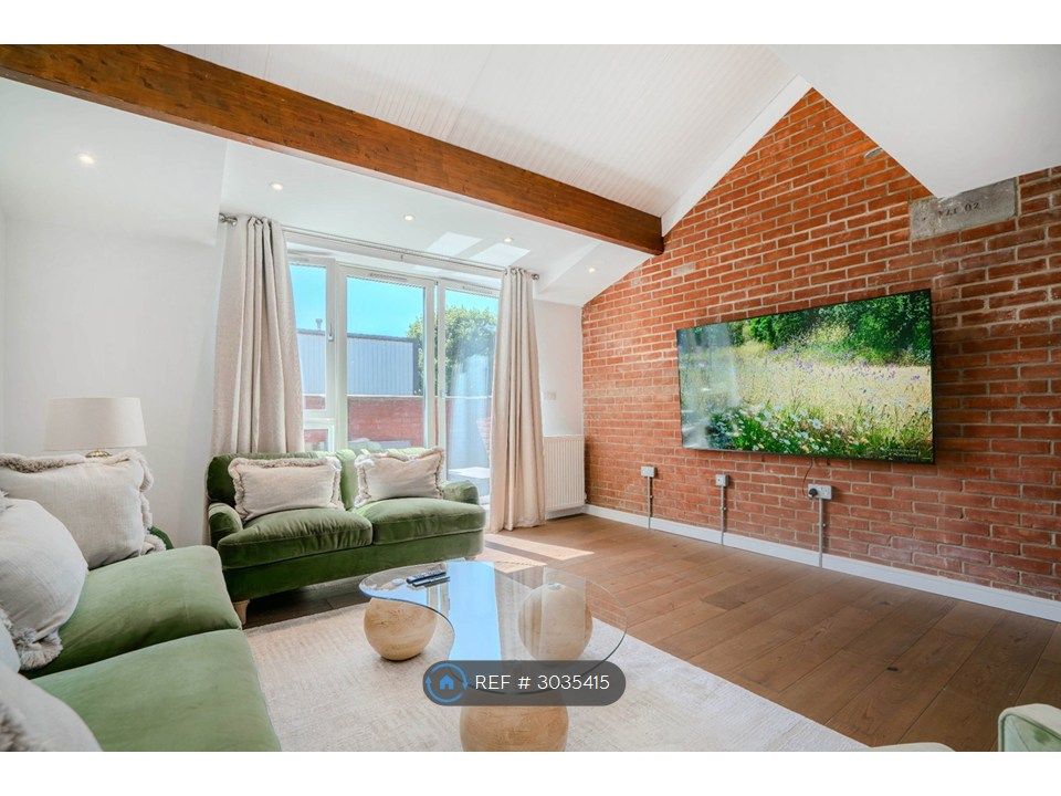 Property photo 1 of 35