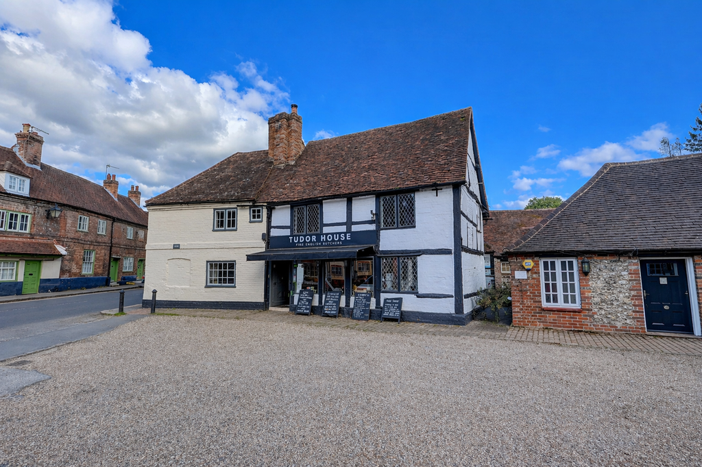 Property photo 1 of 8 Picture No. 05