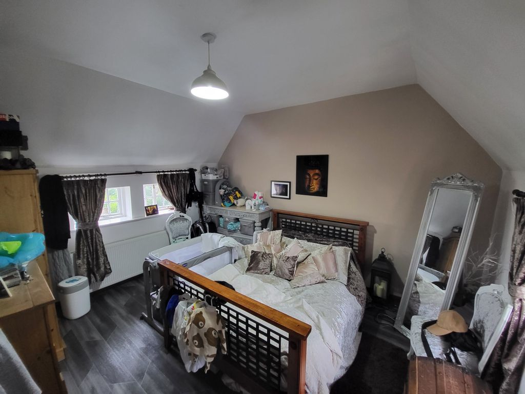 Property photo 3 of 9 3548-Hr-3.Jpg