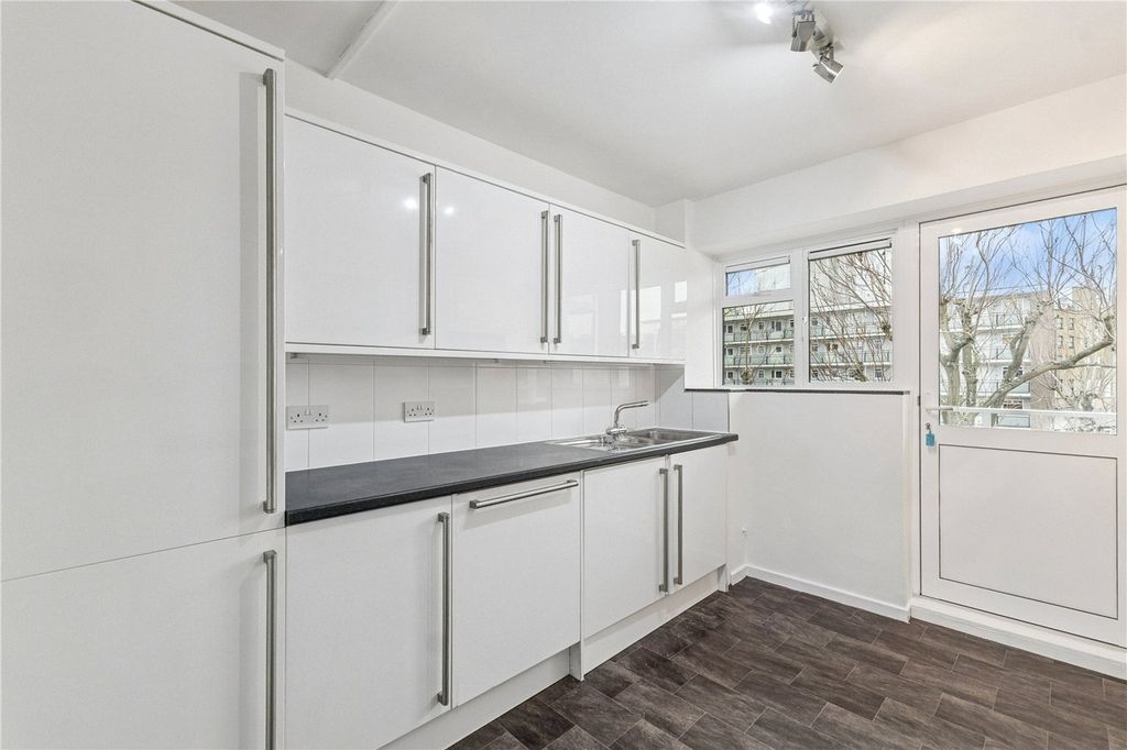 Property photo 1 of 16 Kitchen