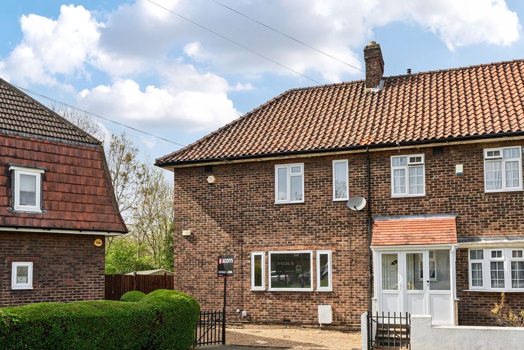 Property photo 1 of 13 1447547-16-69E0Ea...
