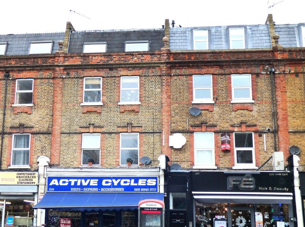 Property photo 1 of 5