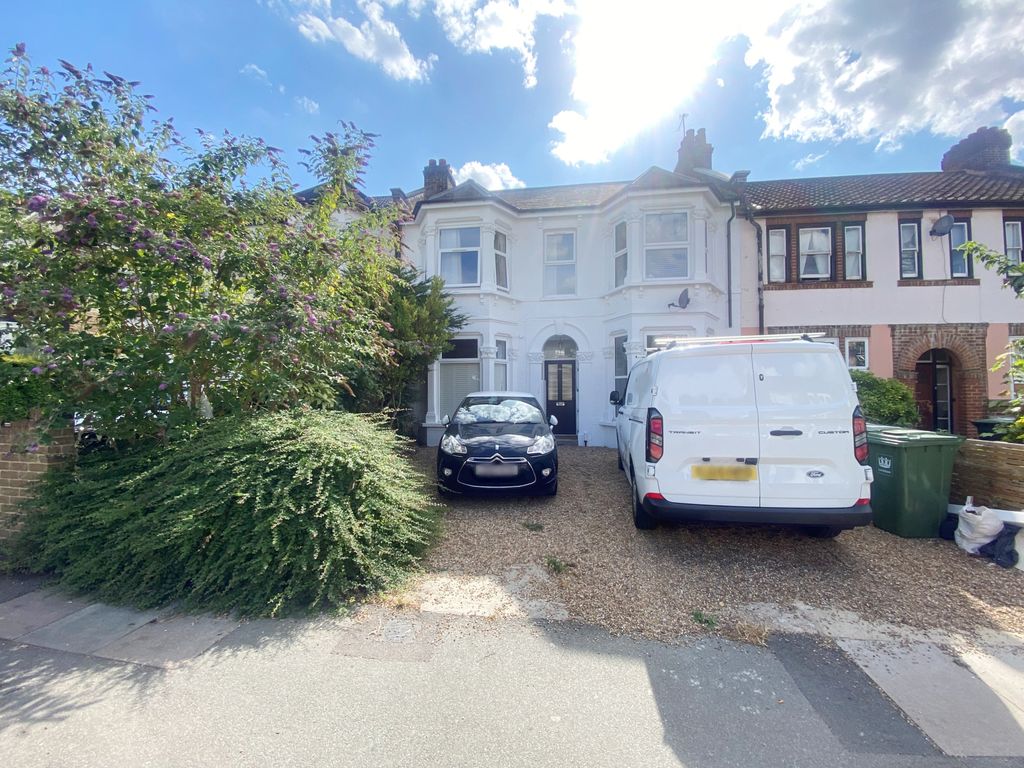 Property photo 1 of 7