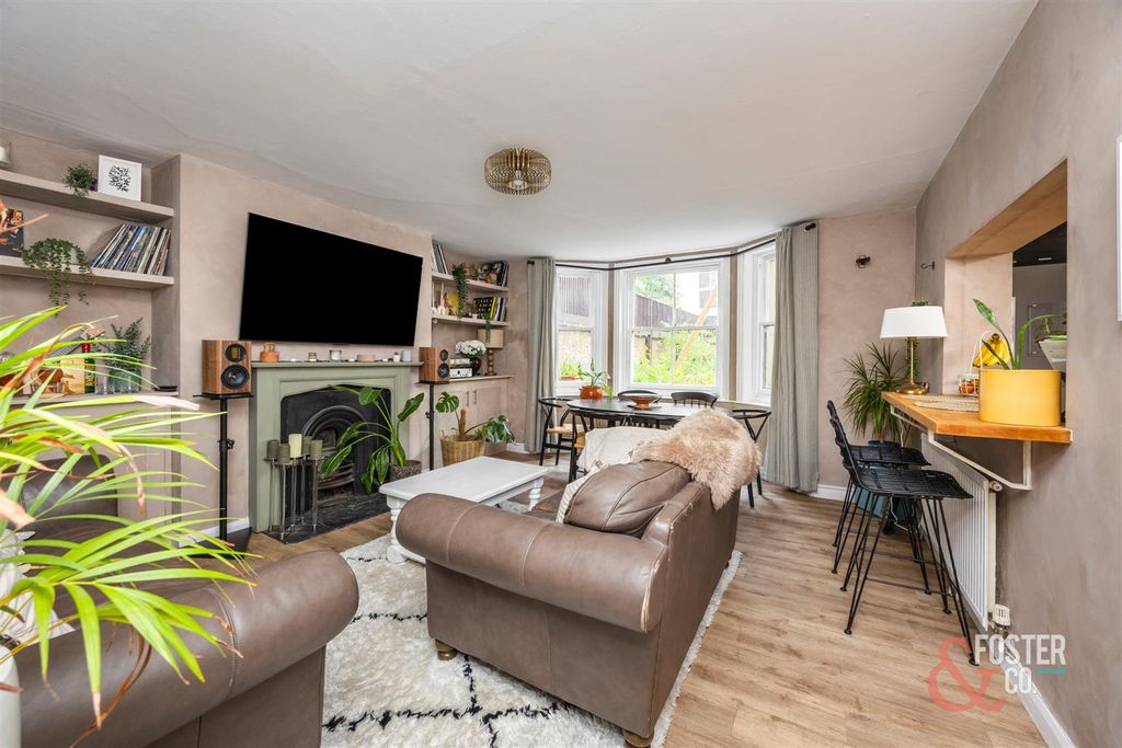 Property photo 2 of 26 Ventnor Villas, 34, Flat 1-001.Jpg
