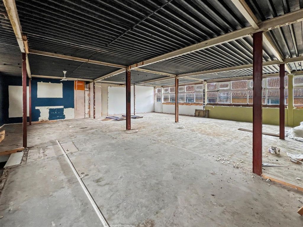 Property photo 2 of 7 Second Floor