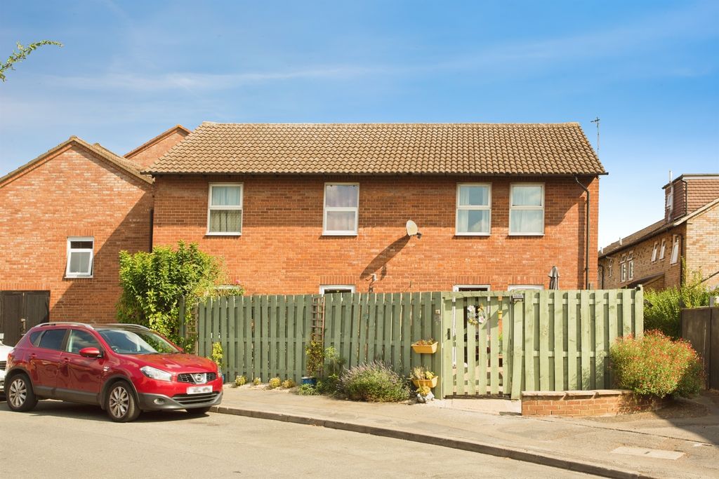 Property photo 1 of 15