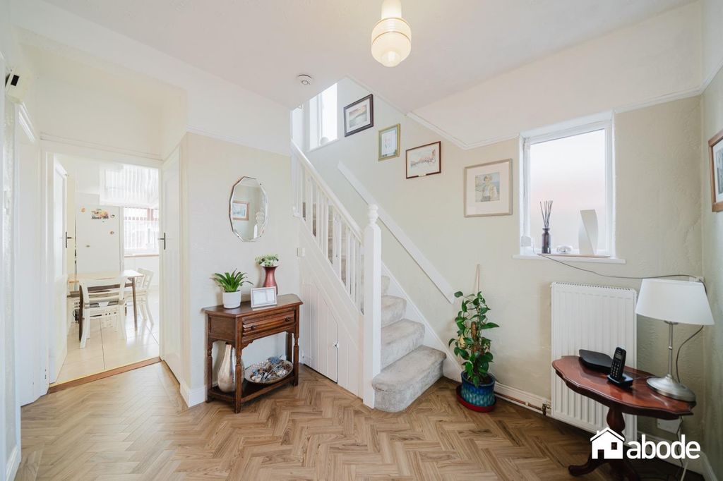 Property photo 3 of 27 Dsc04372-Hdr.Jpg