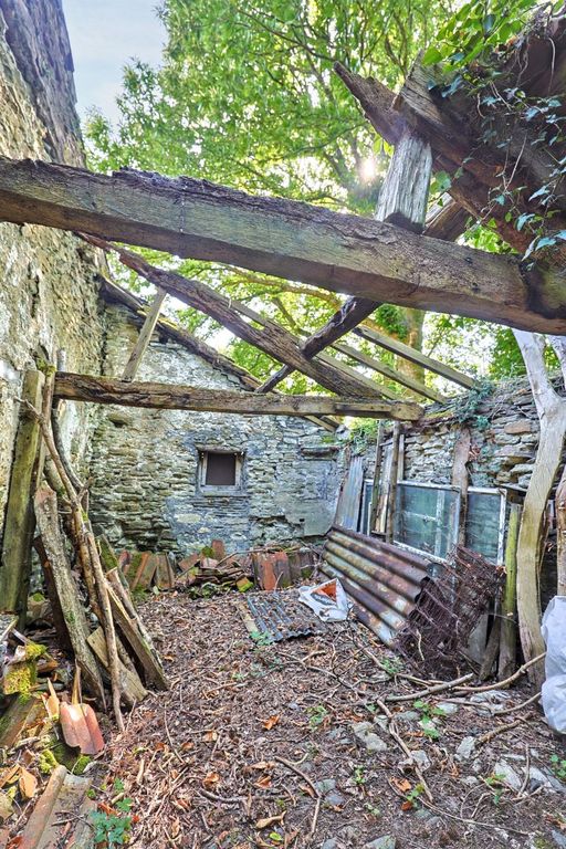 Property photo 3 of 25
