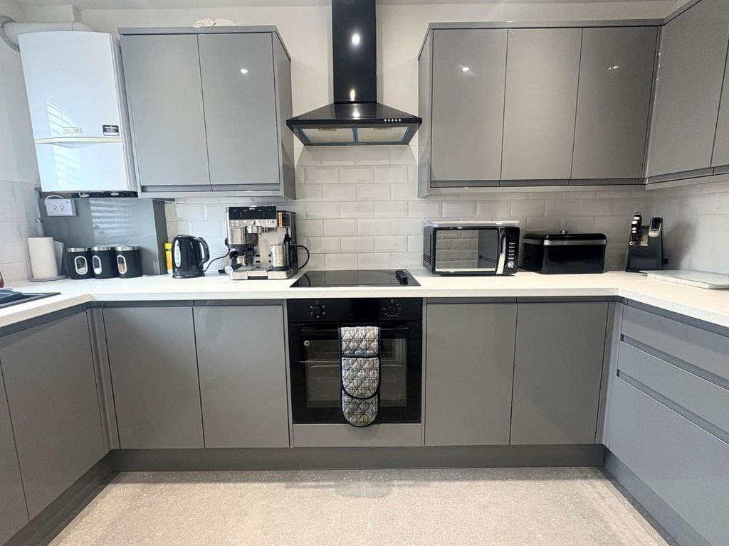 Property photo 2 of 14 1.Jpg