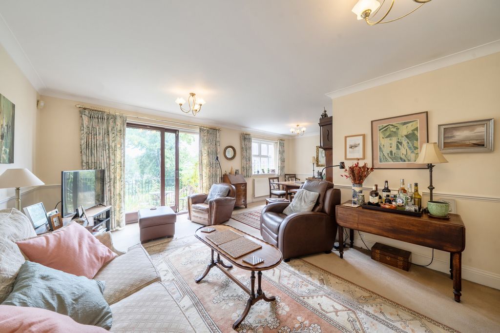 Property photo 2 of 23 1471033-21-6A22d4...