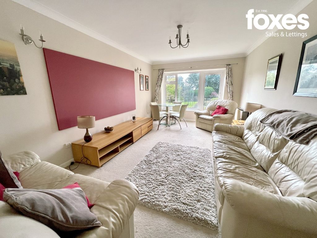 Property photo 3 of 15 4078693