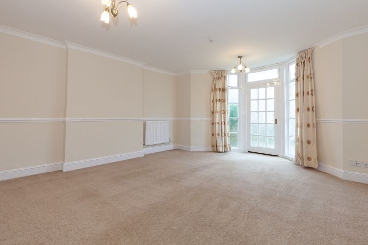 Property photo 1 of 8 245327