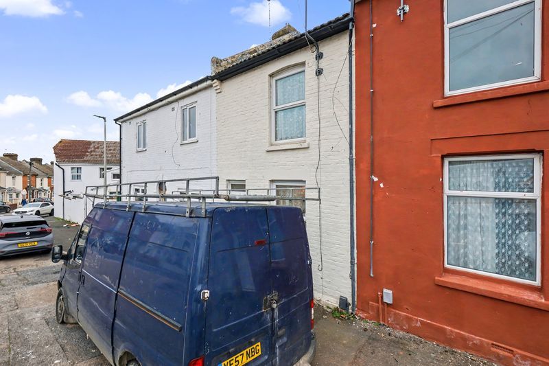 Property photo 2 of 9 Photo 2