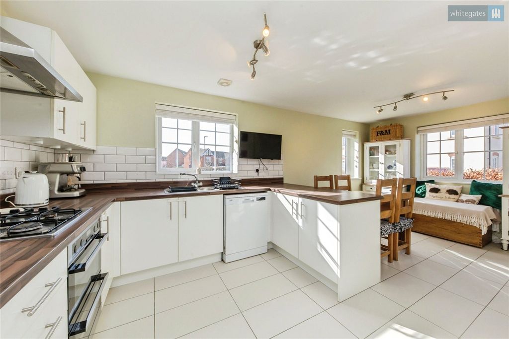 Property photo 2 of 19 Picture No. 07