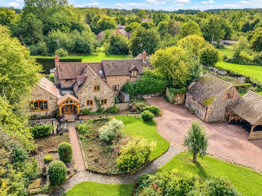 Property photo 1 of 39