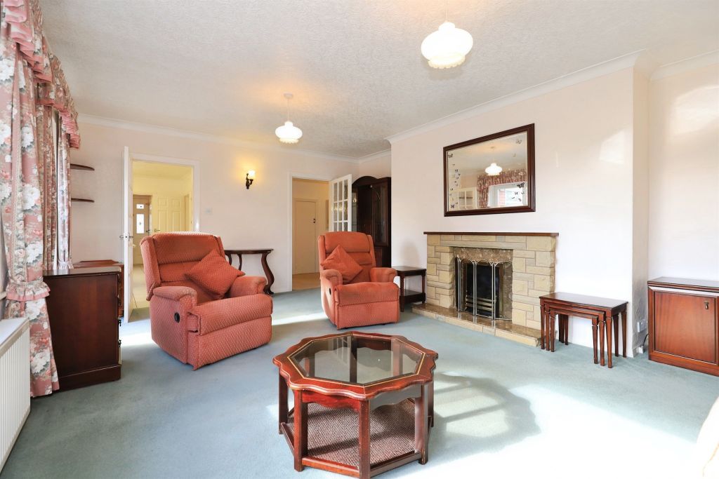 Property photo 3 of 19