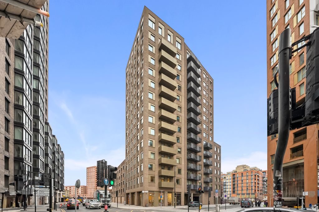 Property photo 1 of 18 _Akp2688