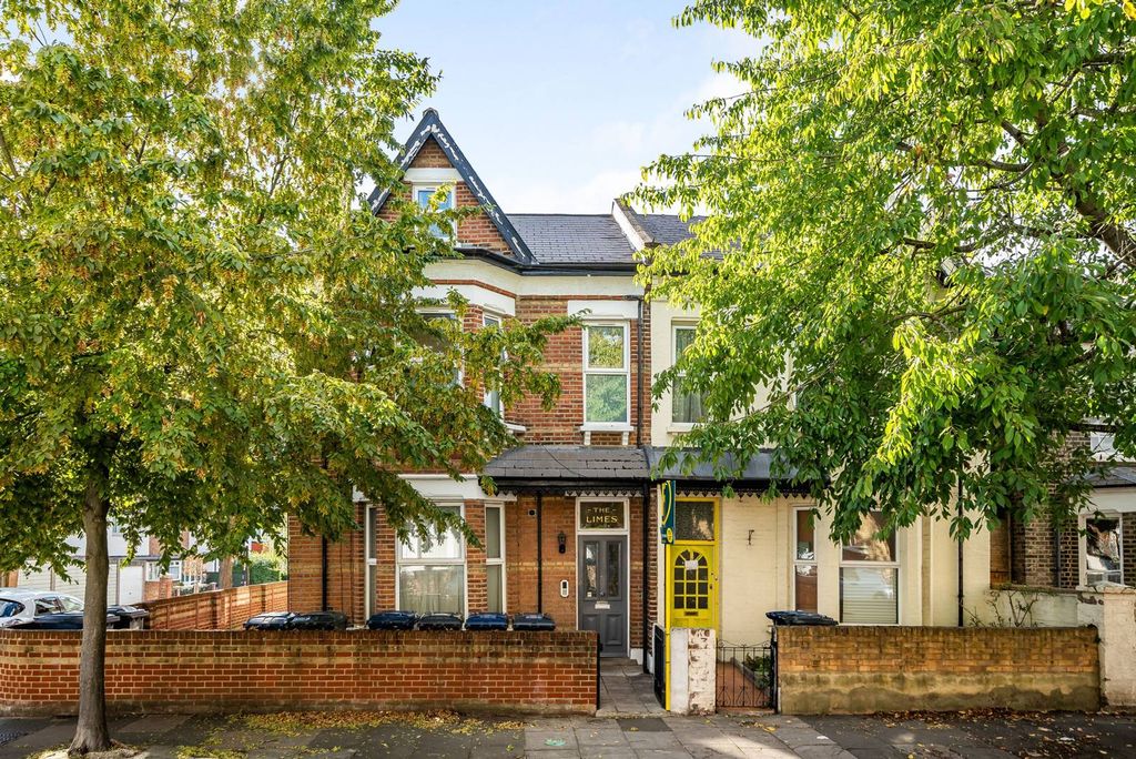Property photo 1 of 7