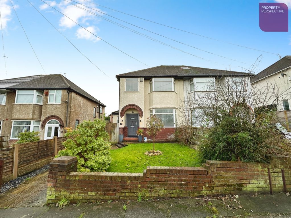 Property photo 1 of 18 External