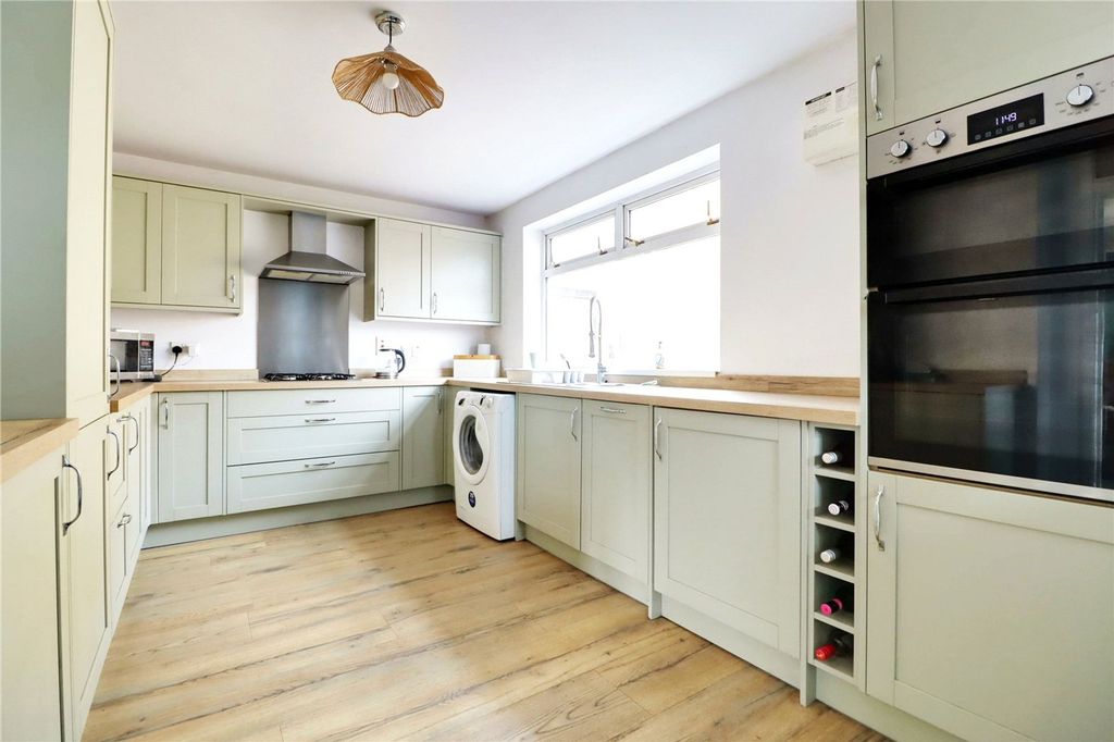 Property photo 2 of 15 Picture No. 03