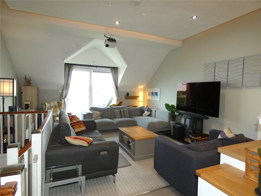 Property photo 2 of 22 Picture No. 02