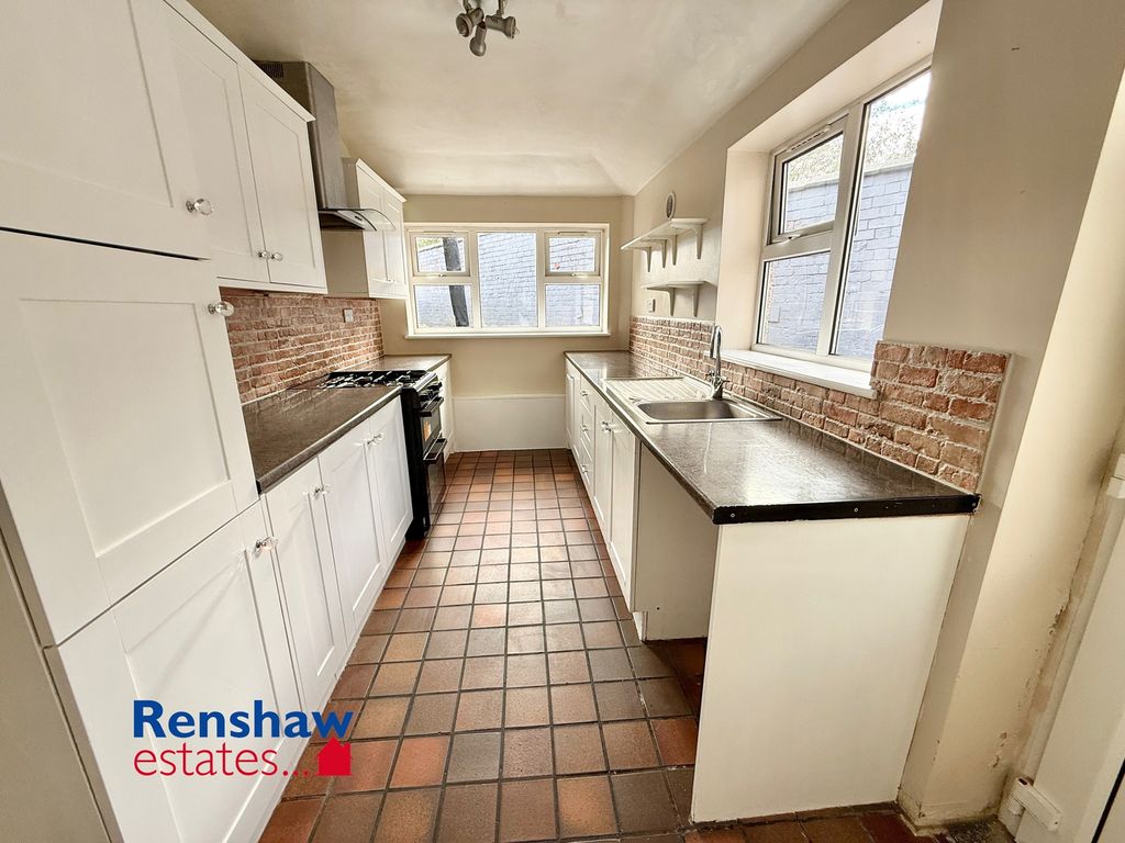Property photo 2 of 11 K (2)